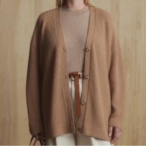 Quince 100% Mongolian Cashmere Oversized Boyfriend Cardigan Sweater Camel Tan M